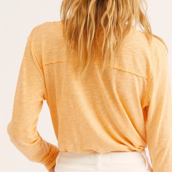 Free People Betty Long Sleeve Tops Women’s Orange Scoop Neck Pullover Size Small - Picture 12 of 12